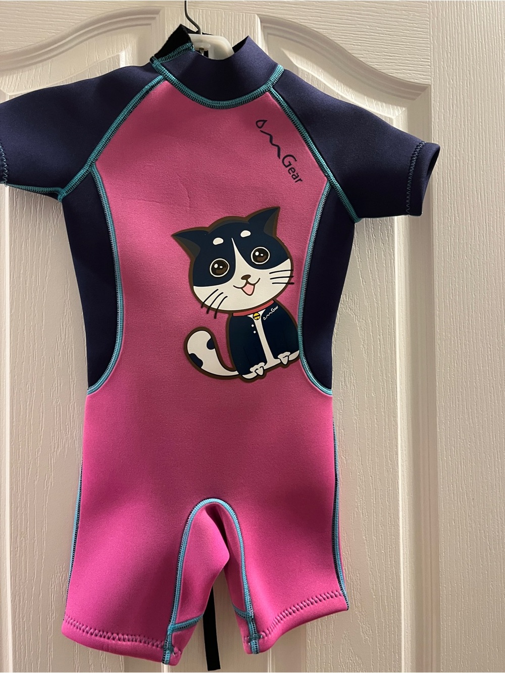 🩷💙OMGear 2-3mm Shorty Wetsuit. UPF 50+ Kids size 4. EUC!!💙🩷
